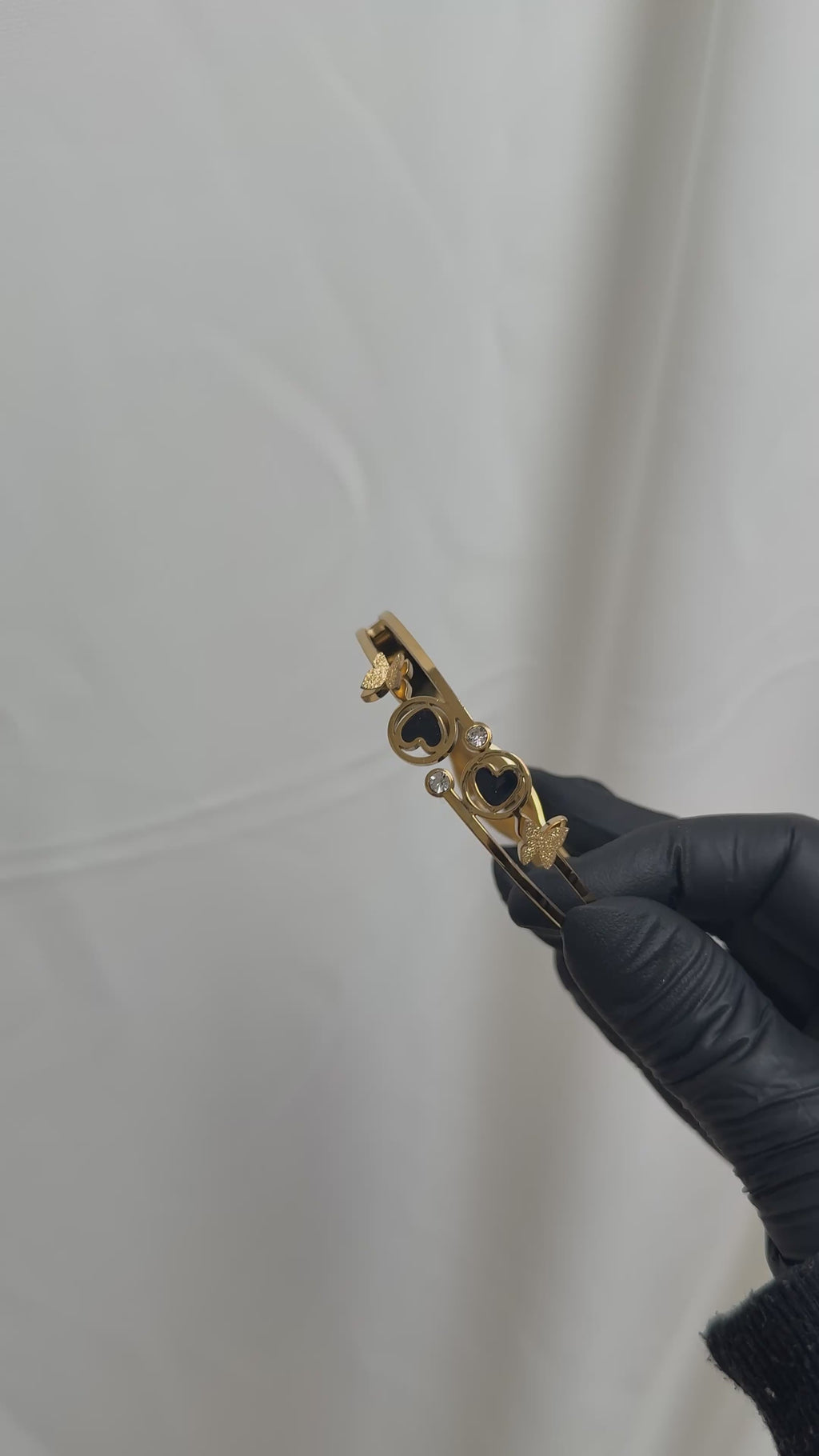 Noura Butterfly Bangle